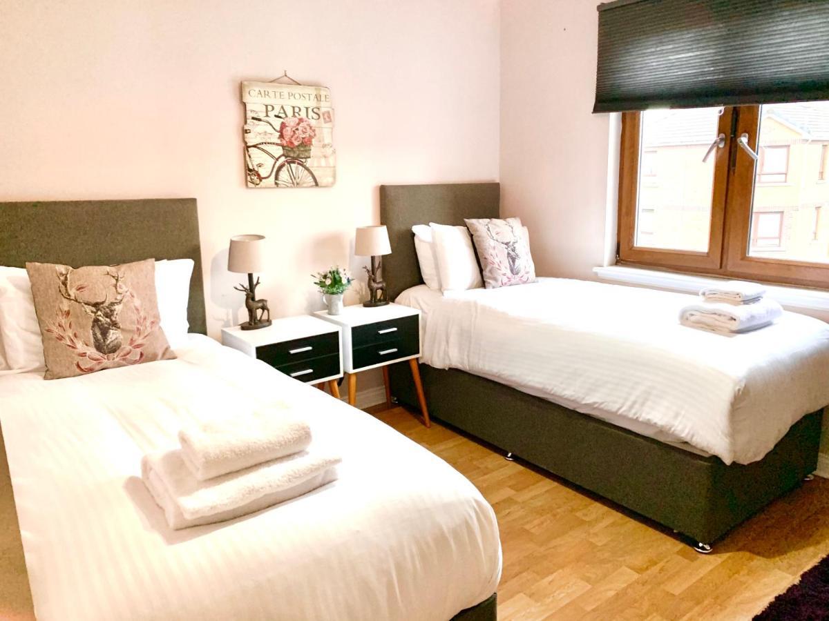 5 Bedroom Central Penthouse Apartment เอดินบะระ ภายนอก รูปภาพ