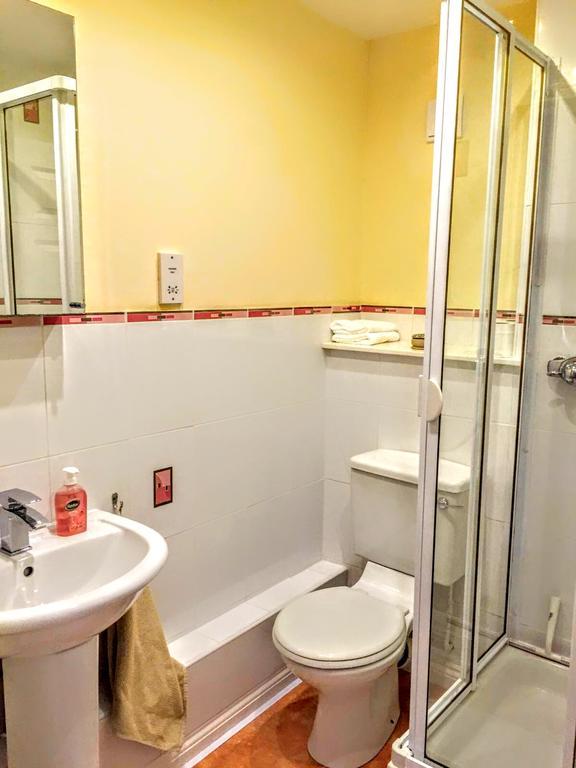 5 Bedroom Central Penthouse Apartment เอดินบะระ ภายนอก รูปภาพ